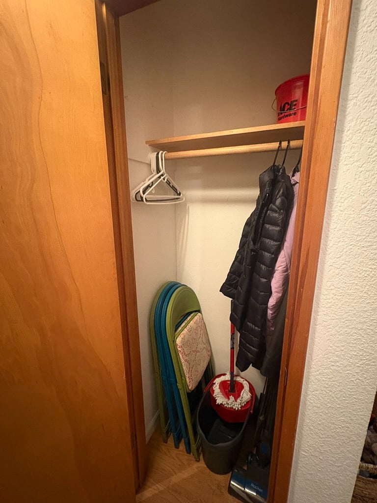 Coat closet