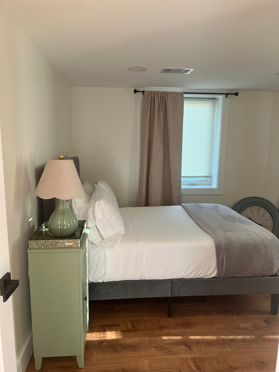 Furnished Finder property 1043249_1 photo 2