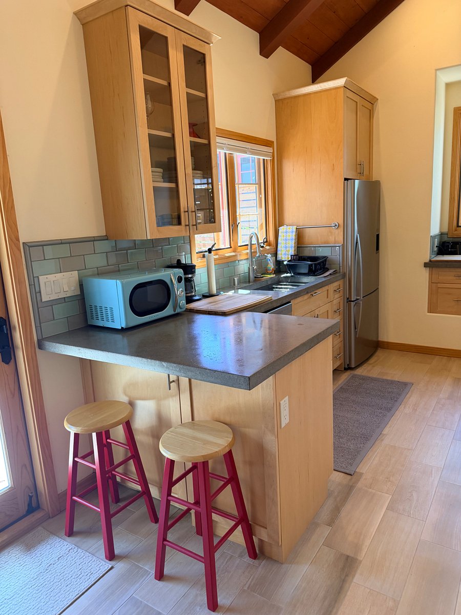 Furnished Finder property 1043270_1 photo 4