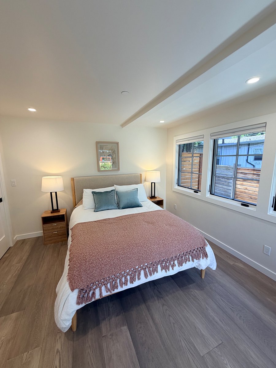 Furnished Finder property 1043270_2 photo 12
