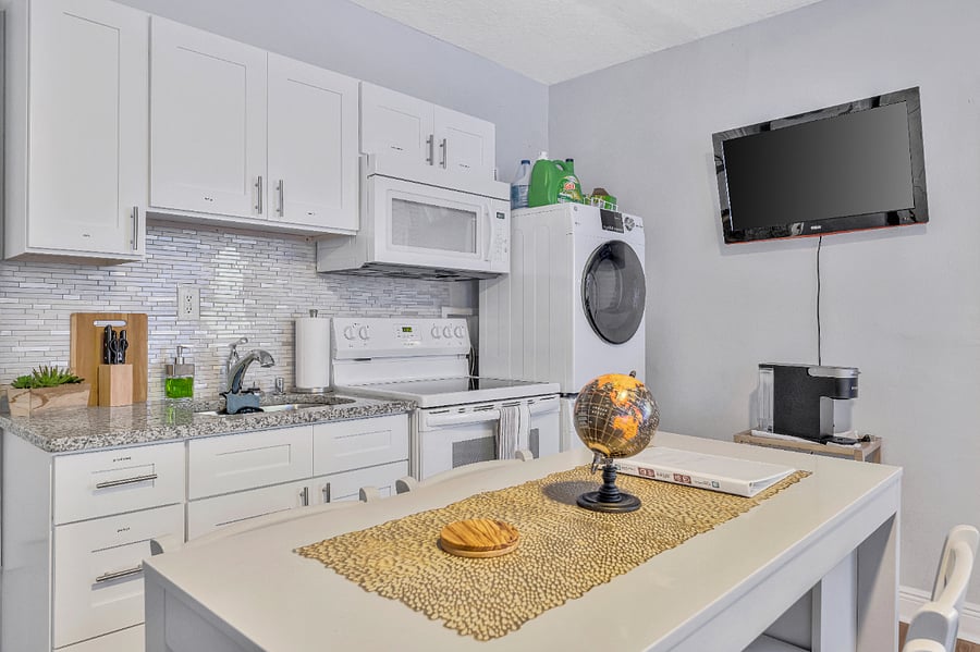 Furnished Finder property 1043272_1 photo 4