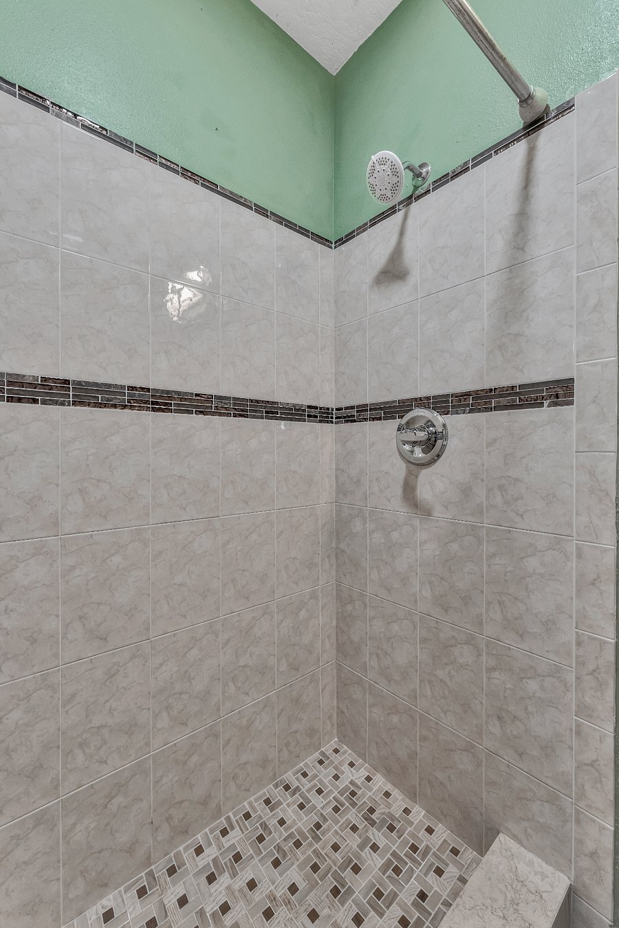 Furnished Finder property 1043272_1 photo 14