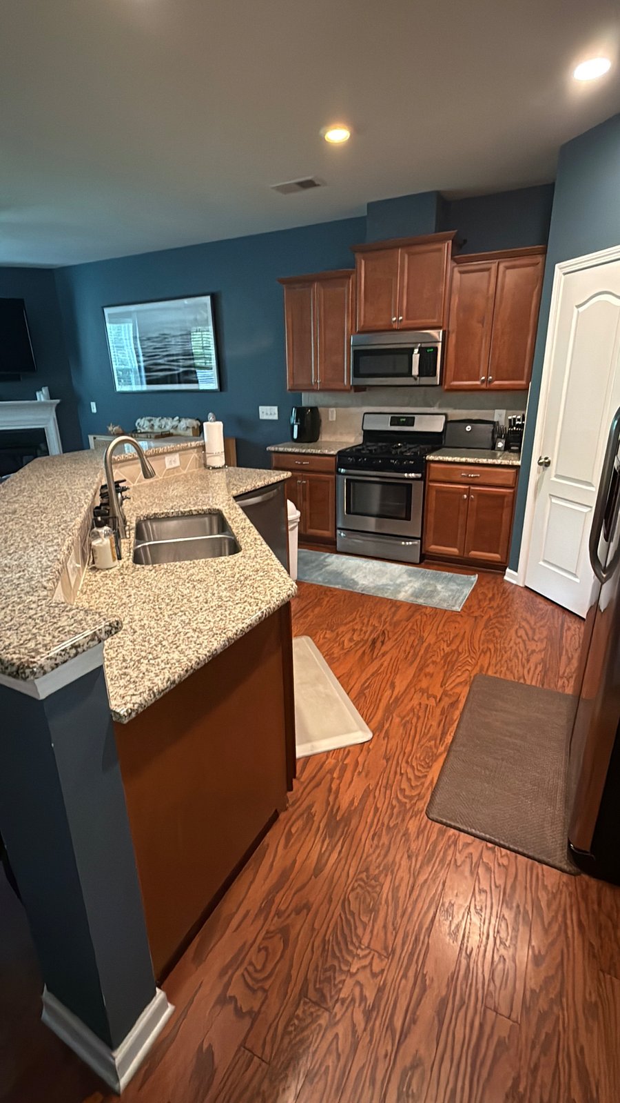Furnished Finder property 1043291_1 photo 2