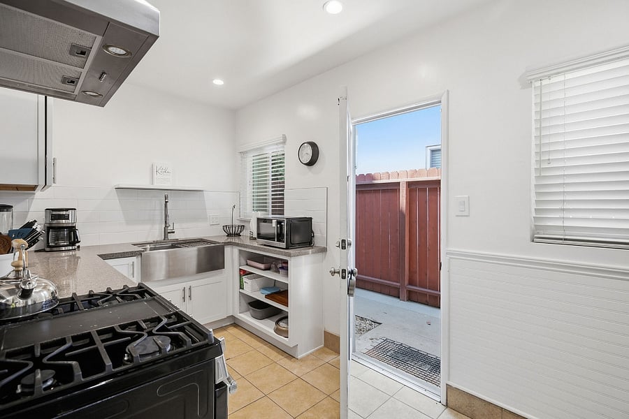 Furnished Finder property 1043308_1 photo 7