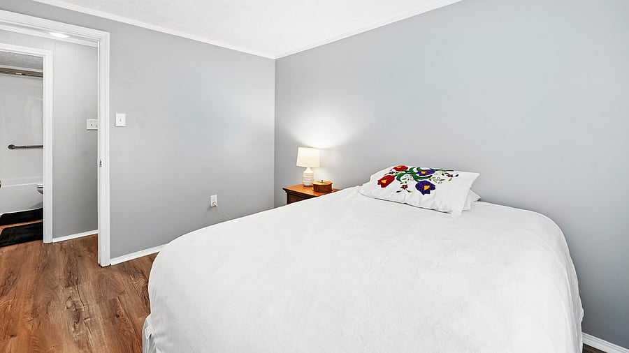 Furnished Finder property 1043323_1 photo 3