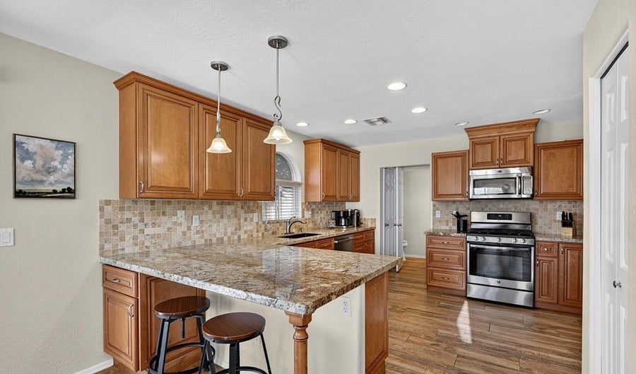 Furnished Finder property 1043333_1 photo 7
