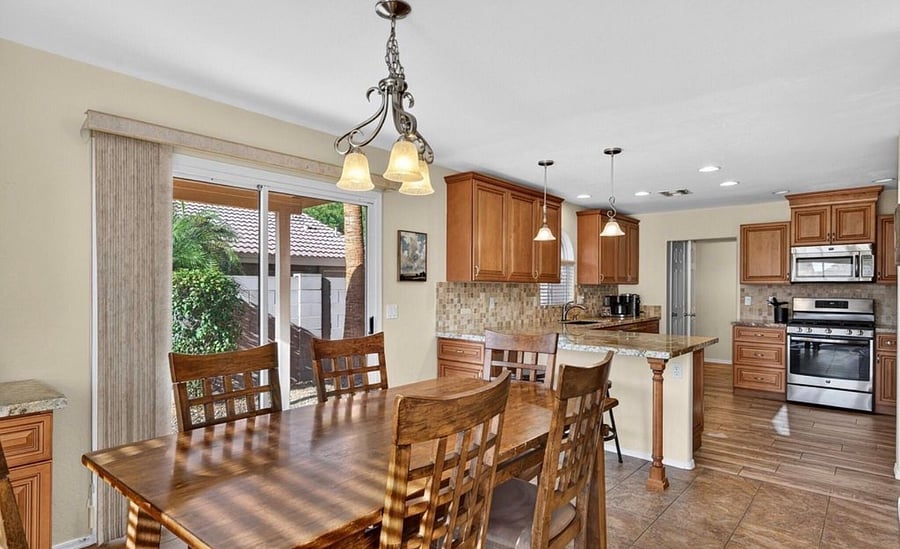 Furnished Finder property 1043333_1 photo 9