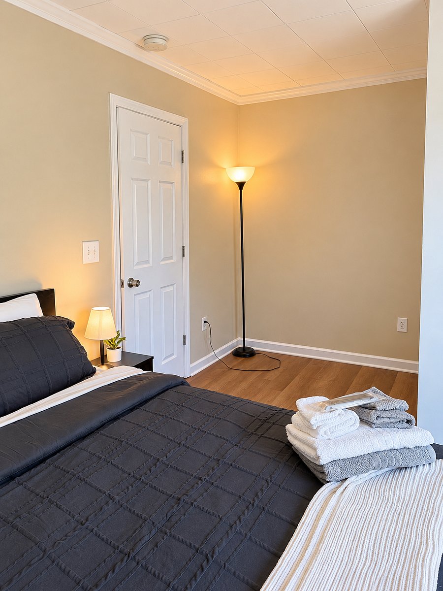 Master Bedroom - Extra Space