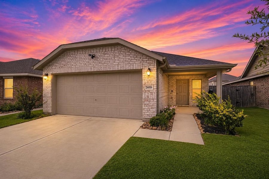 Welcome to 26918 Windward Creek Trail located in the heart of Katy, TX. (Virtually enhanced sunset)