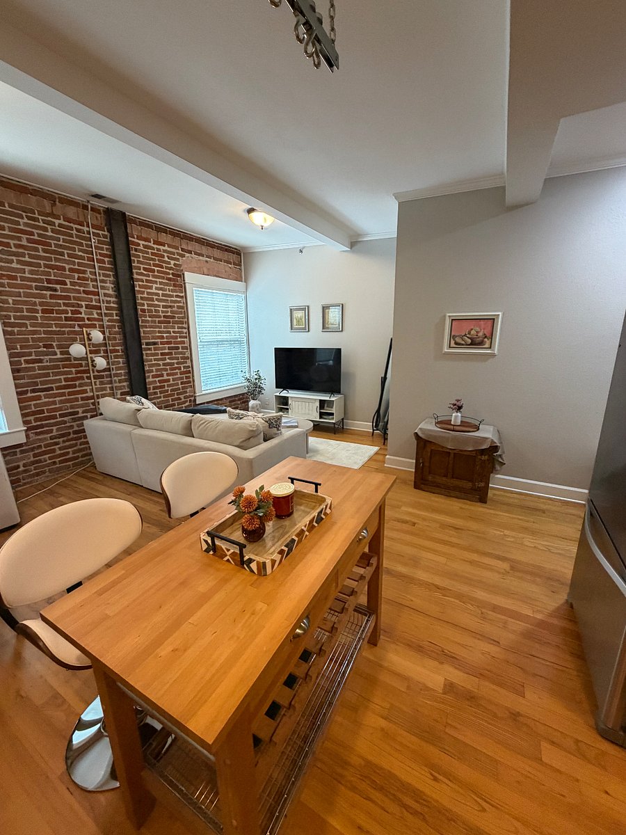 Furnished Finder property 1043440_1 photo 3