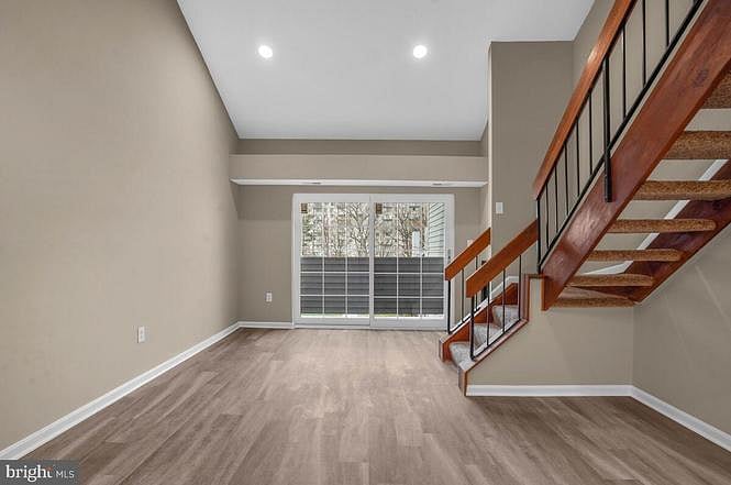 Furnished Finder property 1043461_1 photo 1