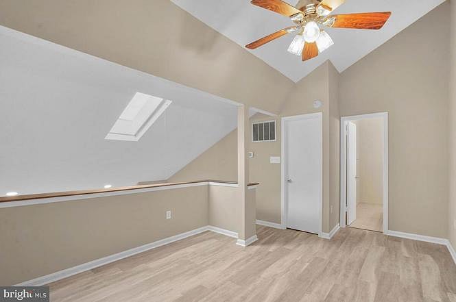 Furnished Finder property 1043461_1 photo 4