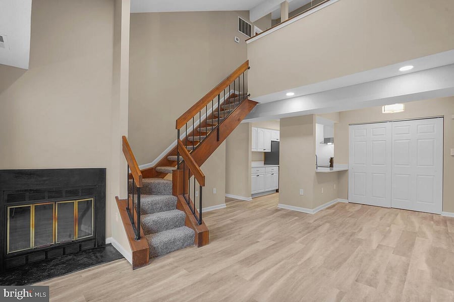 Furnished Finder property 1043461_1 photo 2