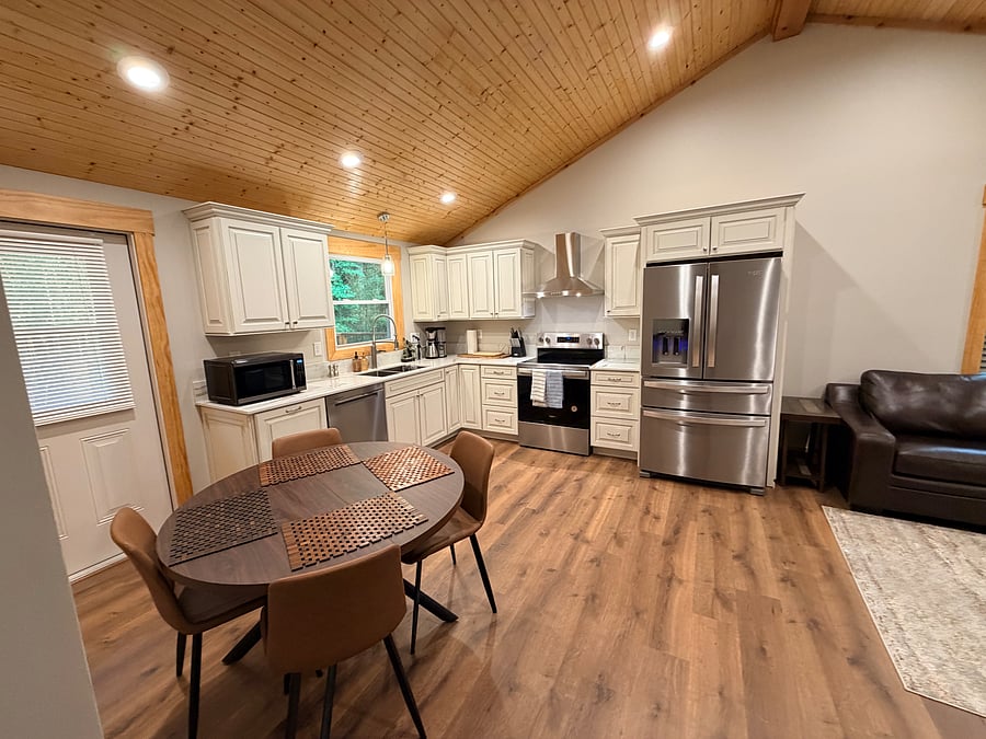 Furnished Finder property 1043466_1 photo 4
