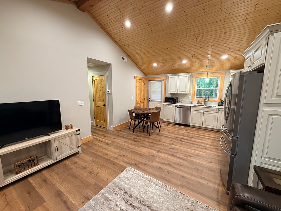 Furnished Finder property 1043466_1 photo 3