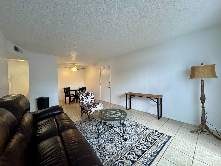 Furnished Finder property 1043475_1 photo 3