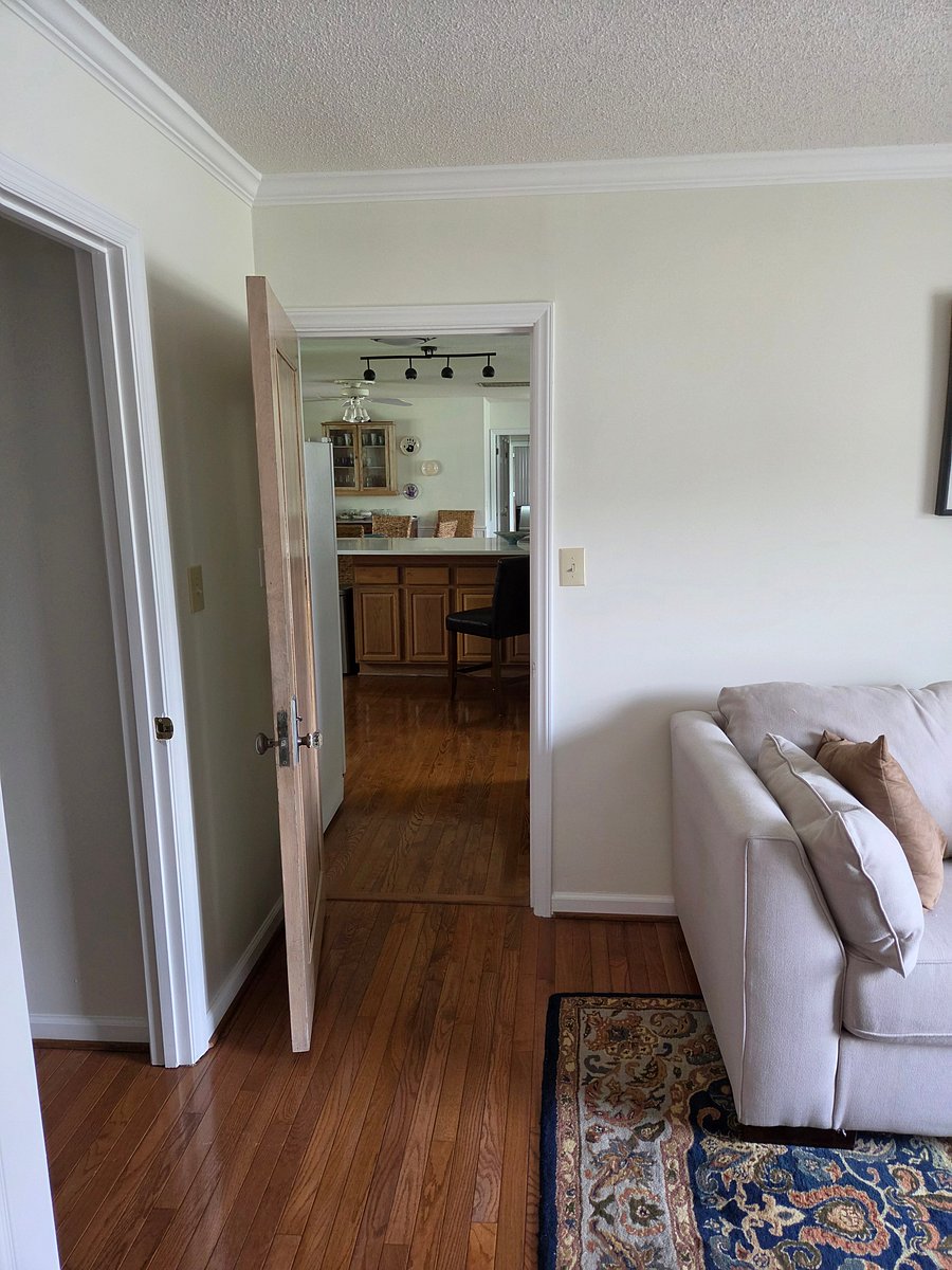 Furnished Finder property 1043478_1 photo 40