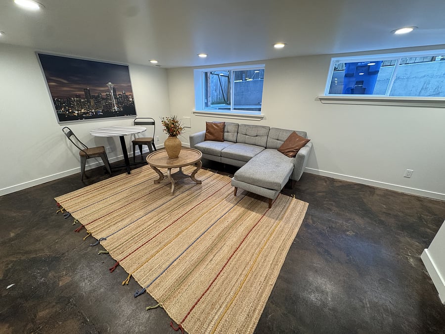 Furnished Finder property 1043479_1 photo 2