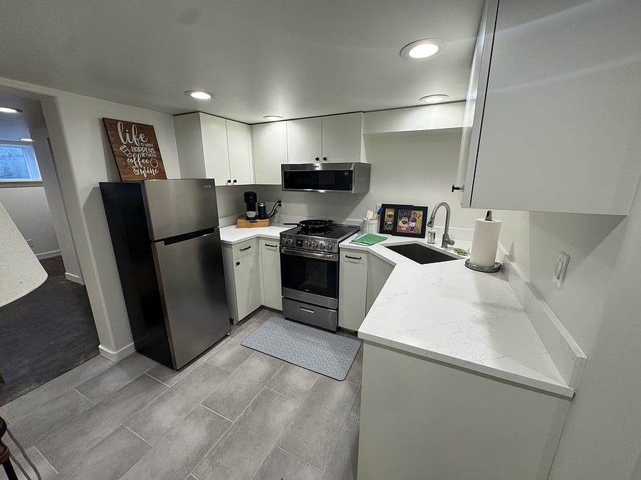 Furnished Finder property 1043479_1 photo 3