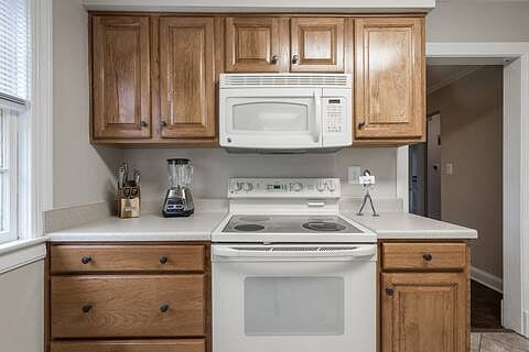 Furnished Finder property 1043501_1 photo 40