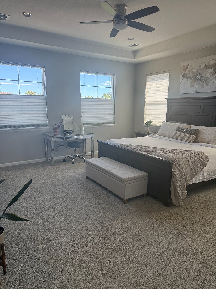 Master Bedroom (King)
