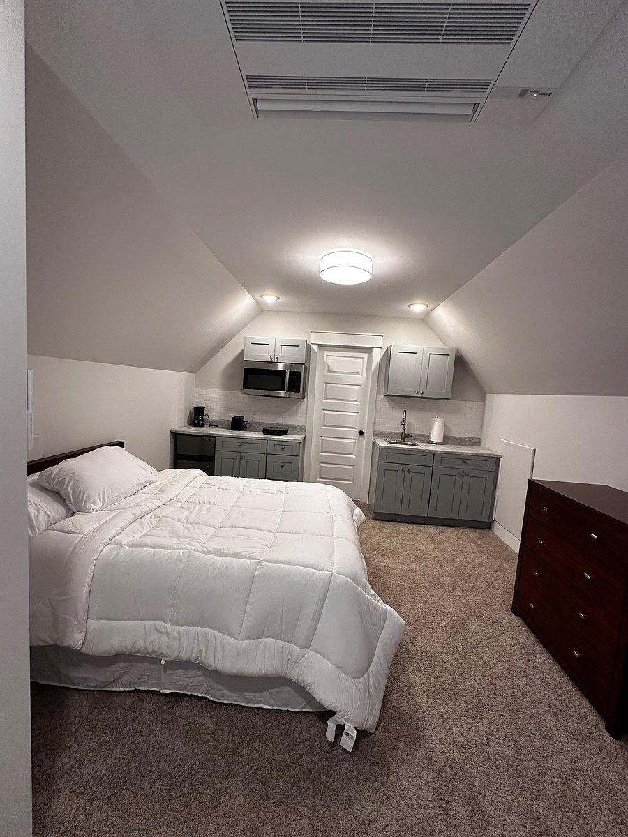Furnished Finder property 1043516_1 photo 8