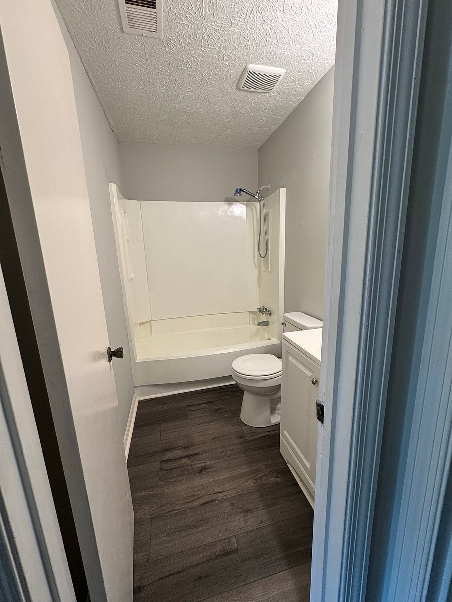Furnished Finder property 1043538_1 photo 11
