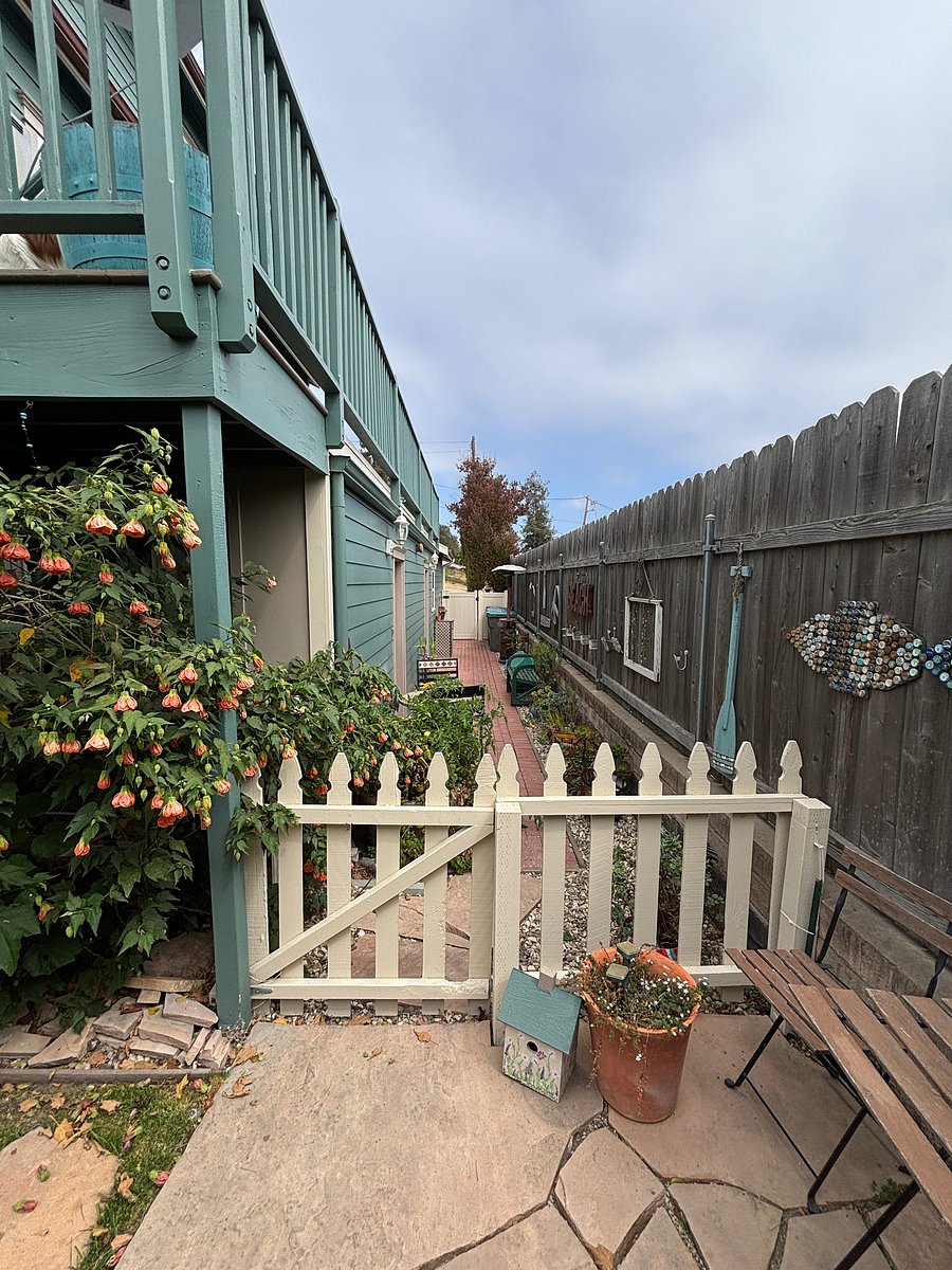 Furnished Finder property 1043548_1 photo 33