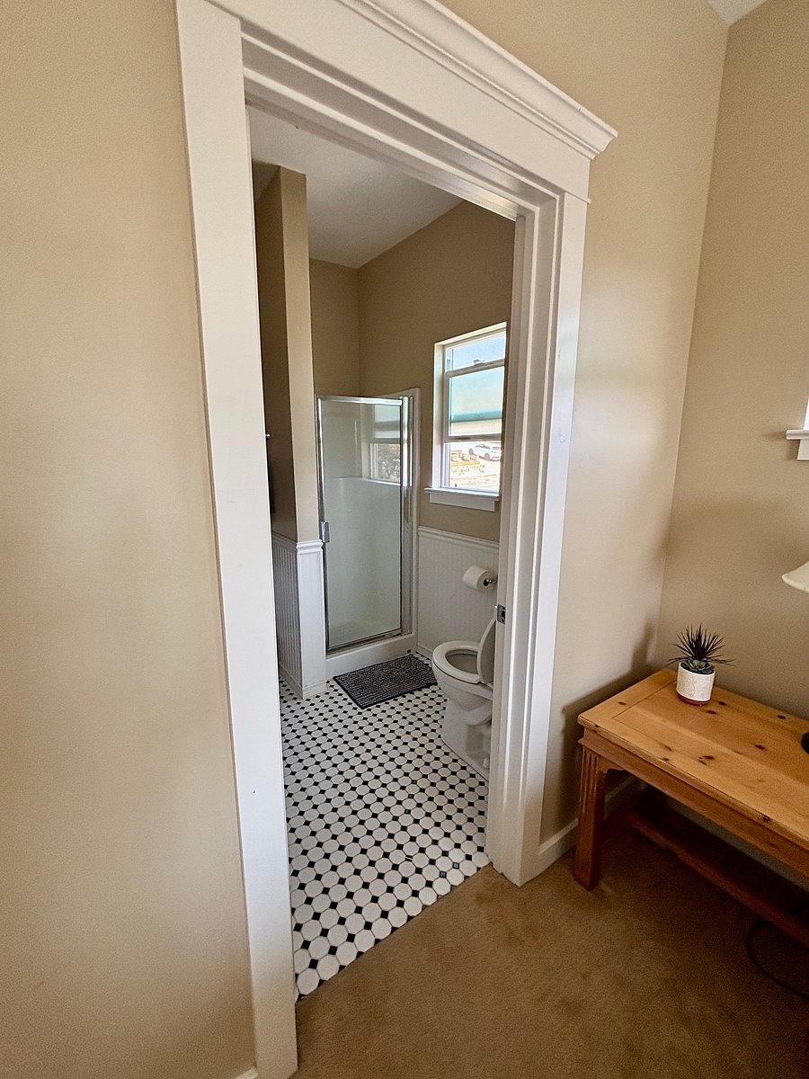 Furnished Finder property 1043548_1 photo 22
