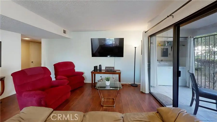 Furnished Finder property 1043597_1 photo 5