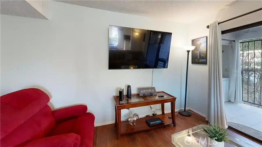 Furnished Finder property 1043597_1 photo 6