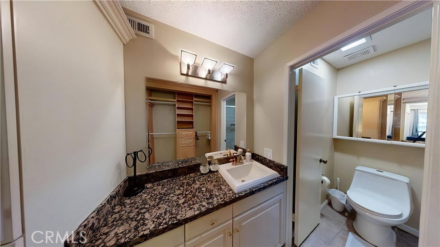 Furnished Finder property 1043597_1 photo 11