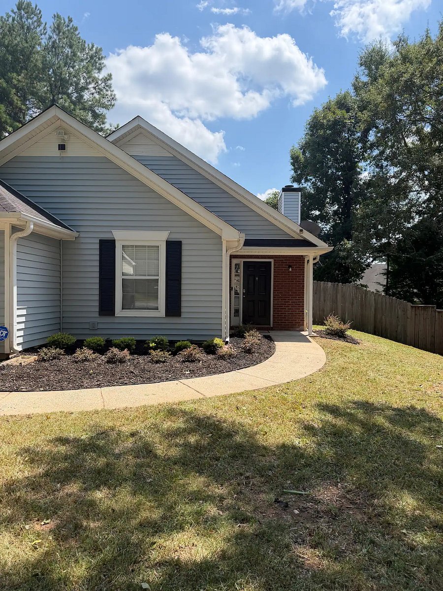 Furnished Finder property 1043608_1 photo 2