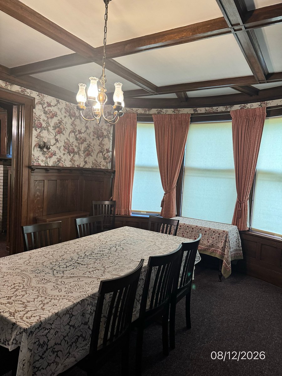 Furnished Finder property 1043620_1 photo 3