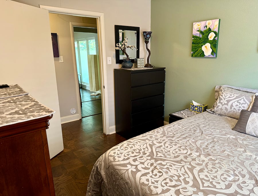 Furnished Finder property 1043647_1 photo 2
