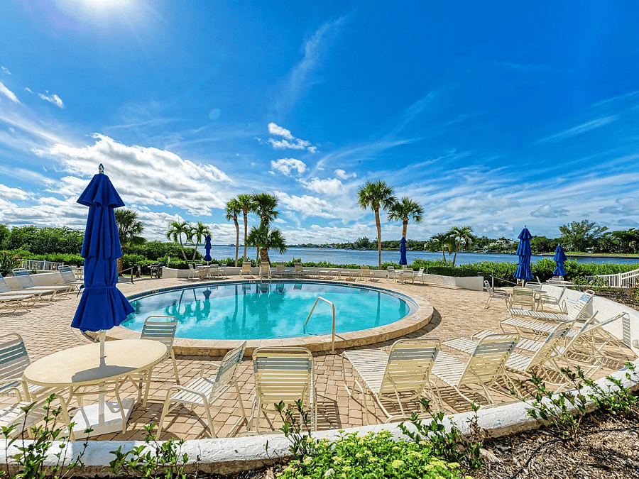 Furnished Finder property 1043652_1 photo 24