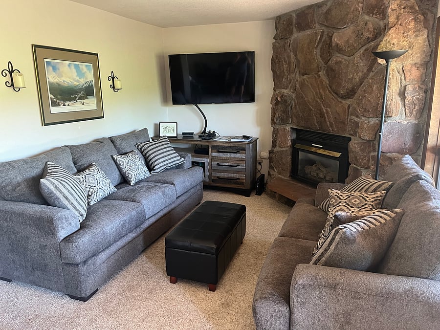 Furnished Finder property 1043661_1 photo 3
