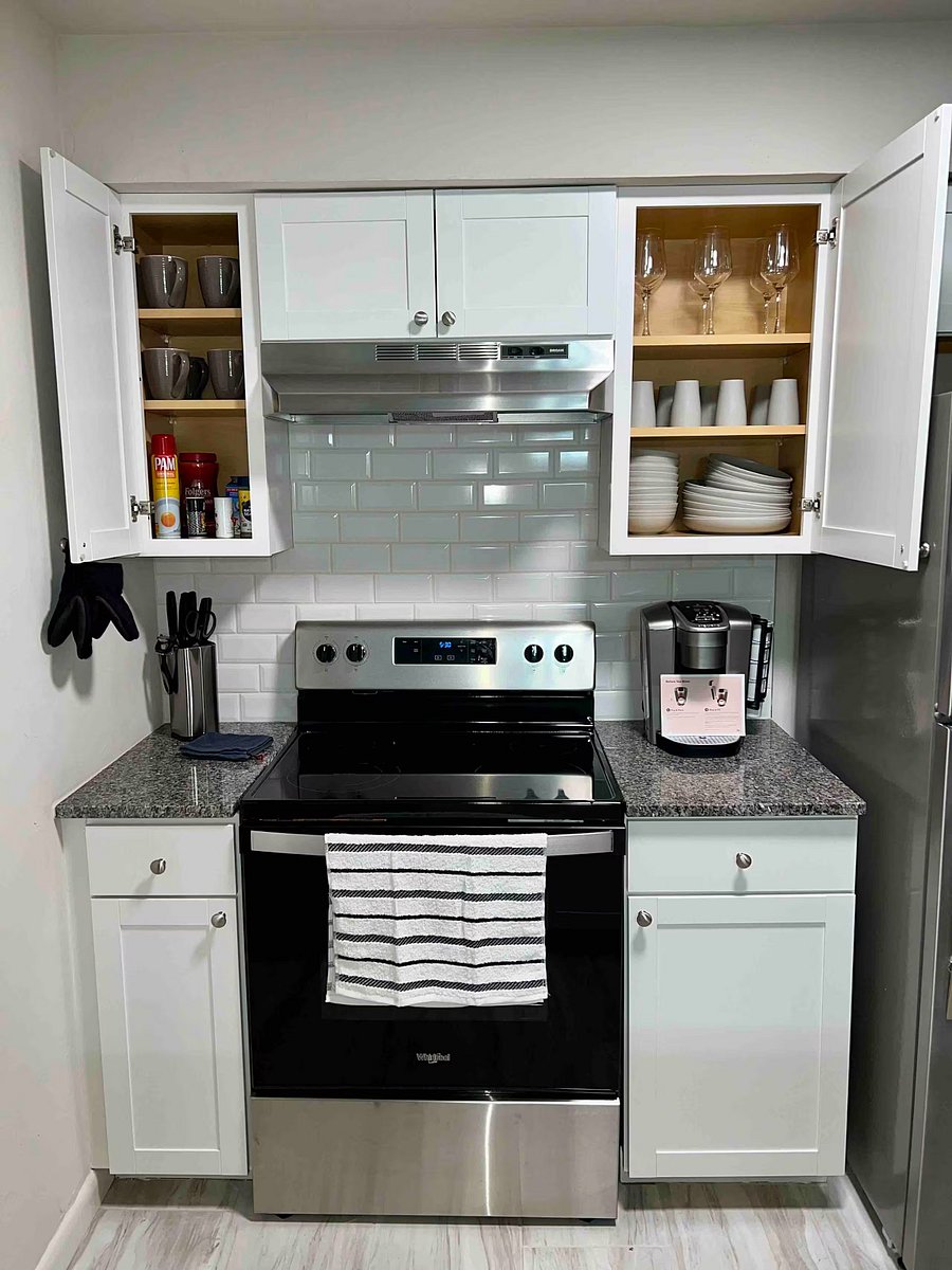Fully stocked kitchen, completely ready to cook your first meal ft. Keurig. 