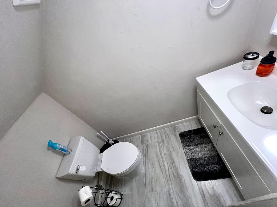 Downstairs half bathroom