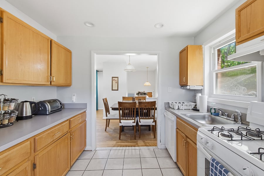 Furnished Finder property 1043697_1 photo 4