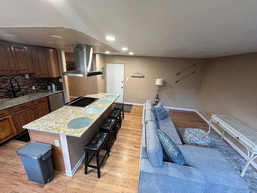 Furnished Finder property 1043720_1 photo 4