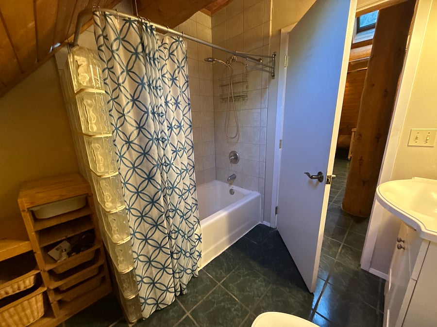 Furnished Finder property 1043730_1 photo 6