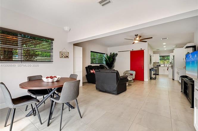 Furnished Finder property 1043744_1 photo 3