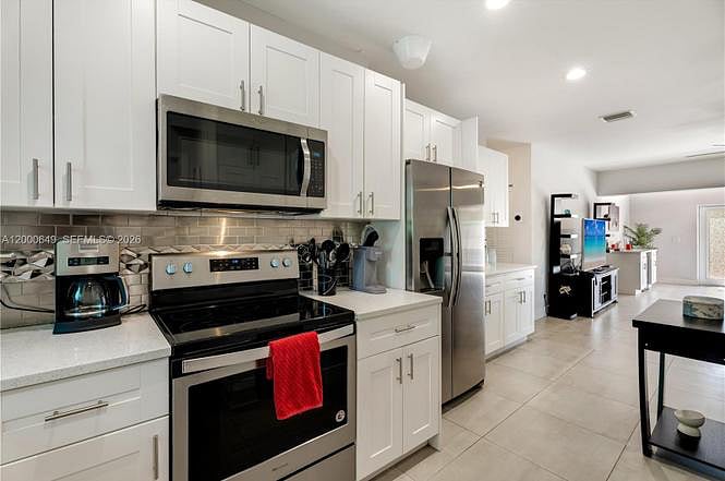 Furnished Finder property 1043744_1 photo 8