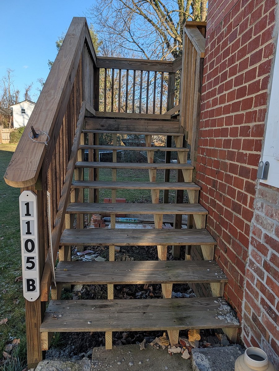 Furnished Finder property 1043770_1 photo 2