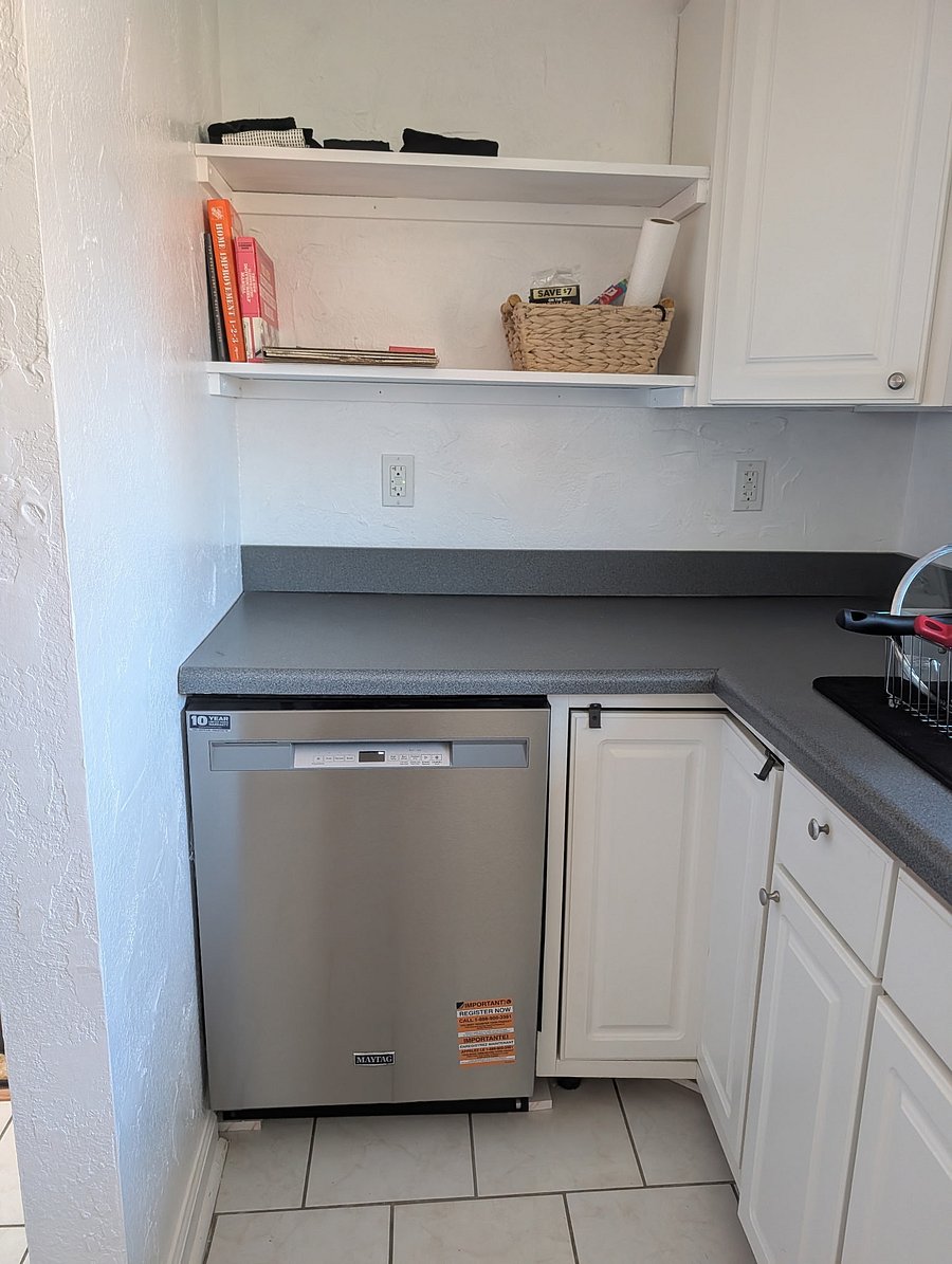 Furnished Finder property 1043770_1 photo 10