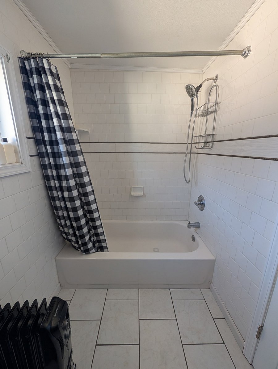 Furnished Finder property 1043770_1 photo 15