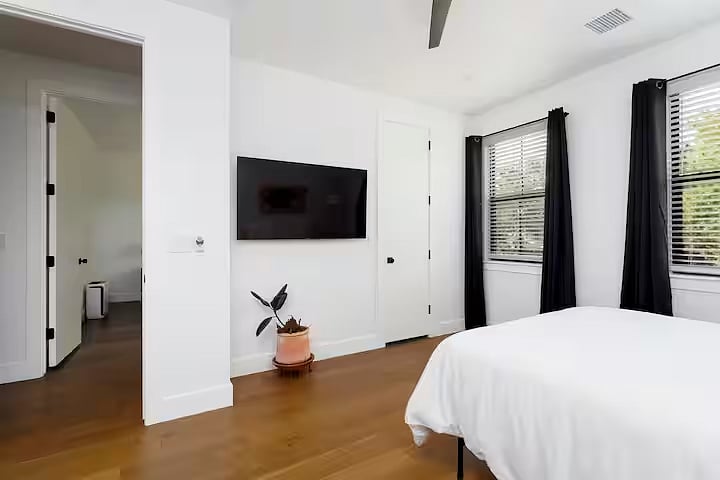 Furnished Finder property 1043773_1 photo 11