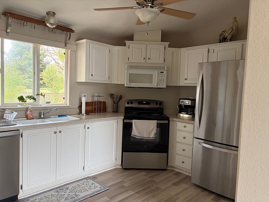 Furnished Finder property 1043779_1 photo 3