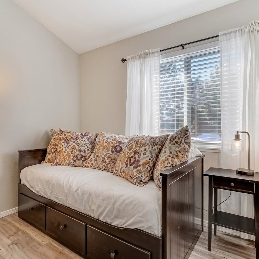 Furnished Finder property 1043825_1 photo 13